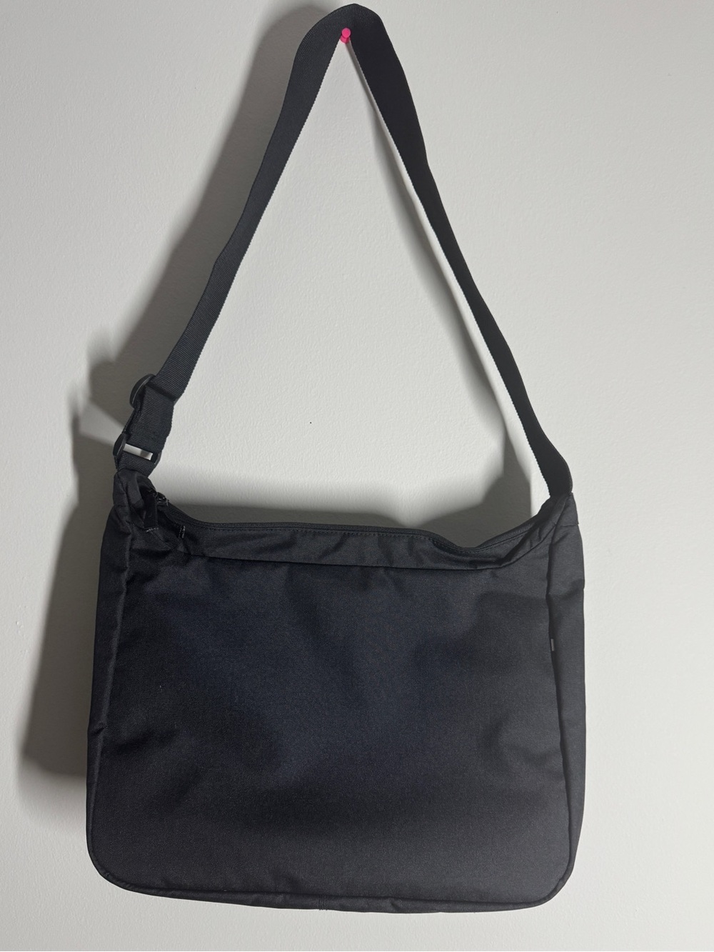 GOT BAG. Black Square Bag Large Recycled Ocean Plastic 14" Laptop Compartment - Picture 5 of 8